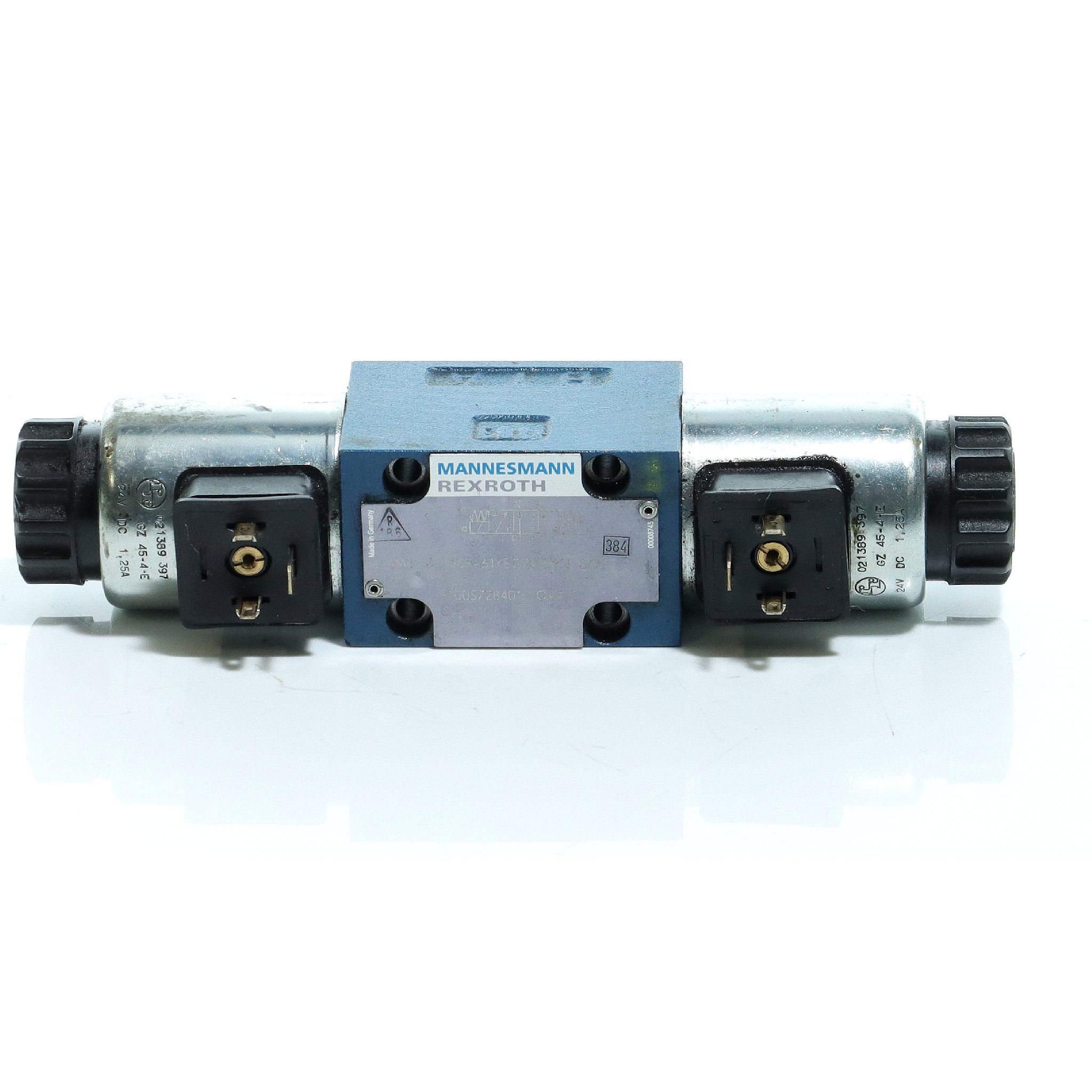 Hydraulic directional control valve  Used